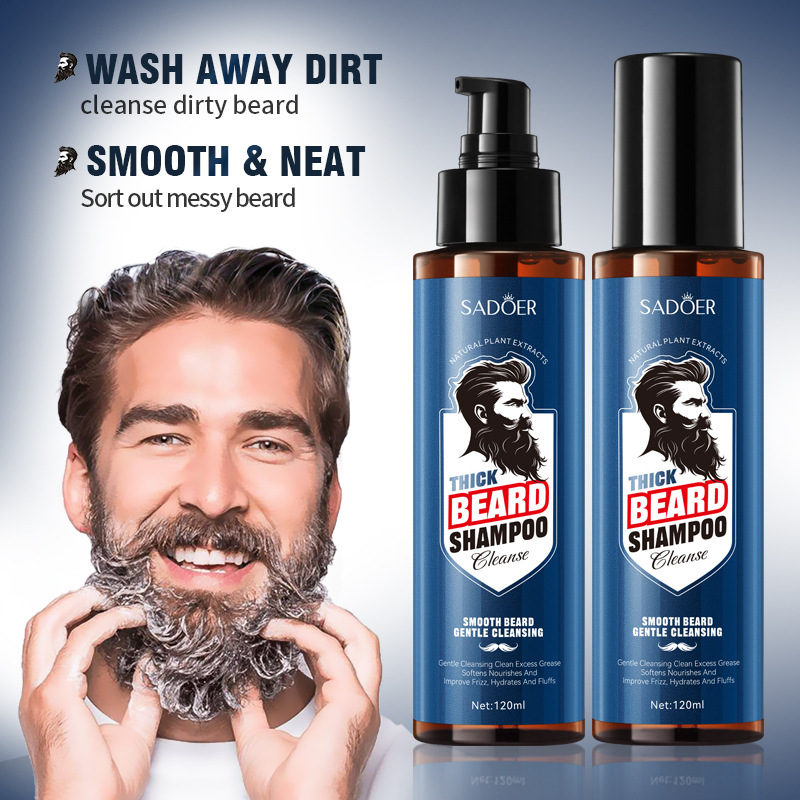 Мужчина моет бороду шампунем SADOER Thick Beard Shampoo